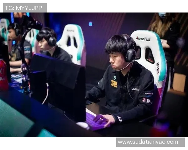 聚焦DOTA2：分析FPX近期状态与战术调整对比赛的影响