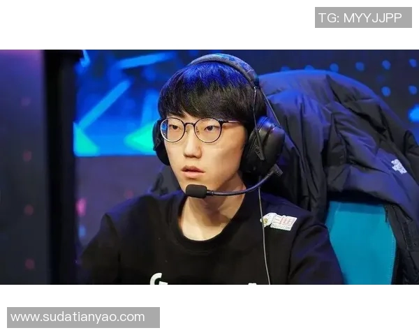 赛后分析：JDG与V5对决中的战术意识与团队协作探讨