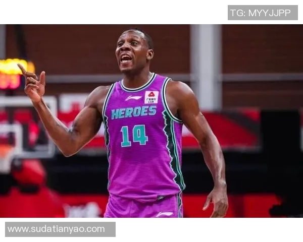 哈德森的传奇之旅：探索他在篮球历史上的辉煌成就与影响力