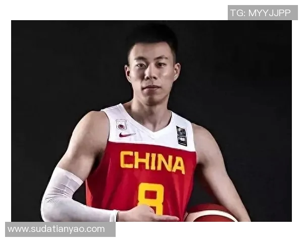 张镇麟：从篮球新星到国家队的中坚力量，书写属于自己的传奇篇章