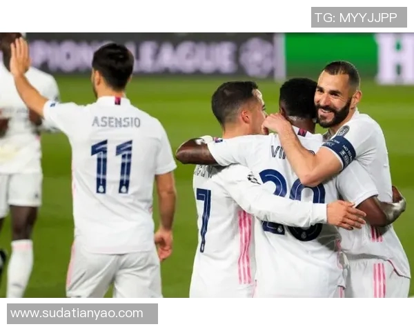 皇马元老队与切尔西传奇球员对抗赛精彩回顾与赛后分析