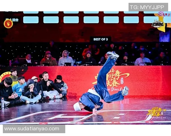 重庆街舞队的防反战术解析与实战应用探讨