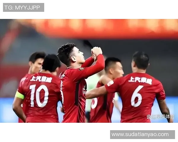 上港与申花的激战6比1的背后故事与精彩瞬间回顾