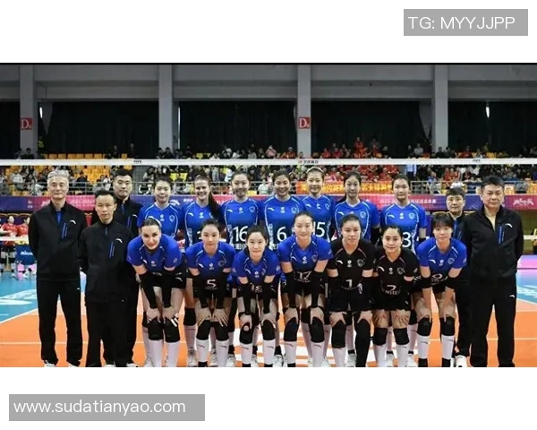 八一女排与福建女排巅峰对决展现女排精神与竞技魅力