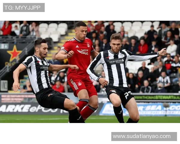 利云斯顿与阿伯丁的精彩对决揭示了苏超联赛的竞争魅力与战术较量