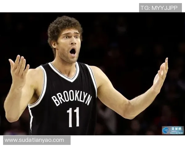 布鲁克洛佩斯：从篮筐之下的巨人到NBA赛场的传奇之路