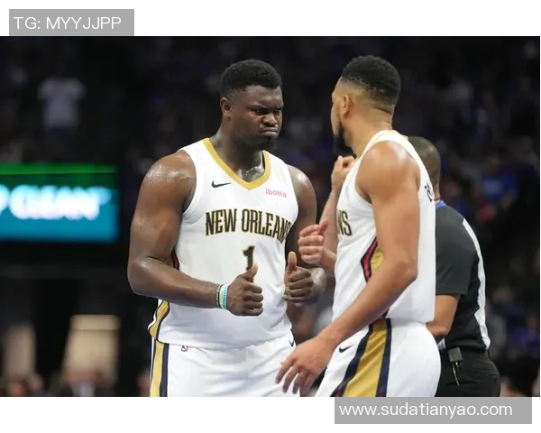 德章泰穆雷如何在NBA赛场上展现出色的领导力与竞技状态